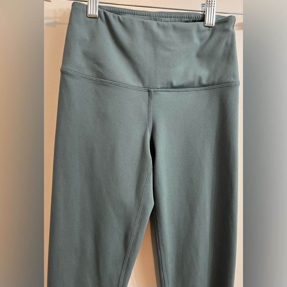 Yogalicious Lux Workout Pants XS 5/$25